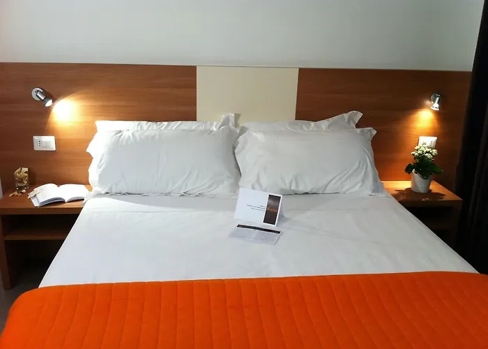 Holidays S.lorenzo New 3* Roma