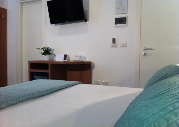 Holidays S.lorenzo New 3* Roma
